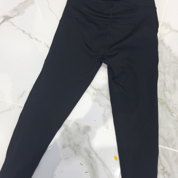 Inform Cropped Leggings - Picture 3 of 6